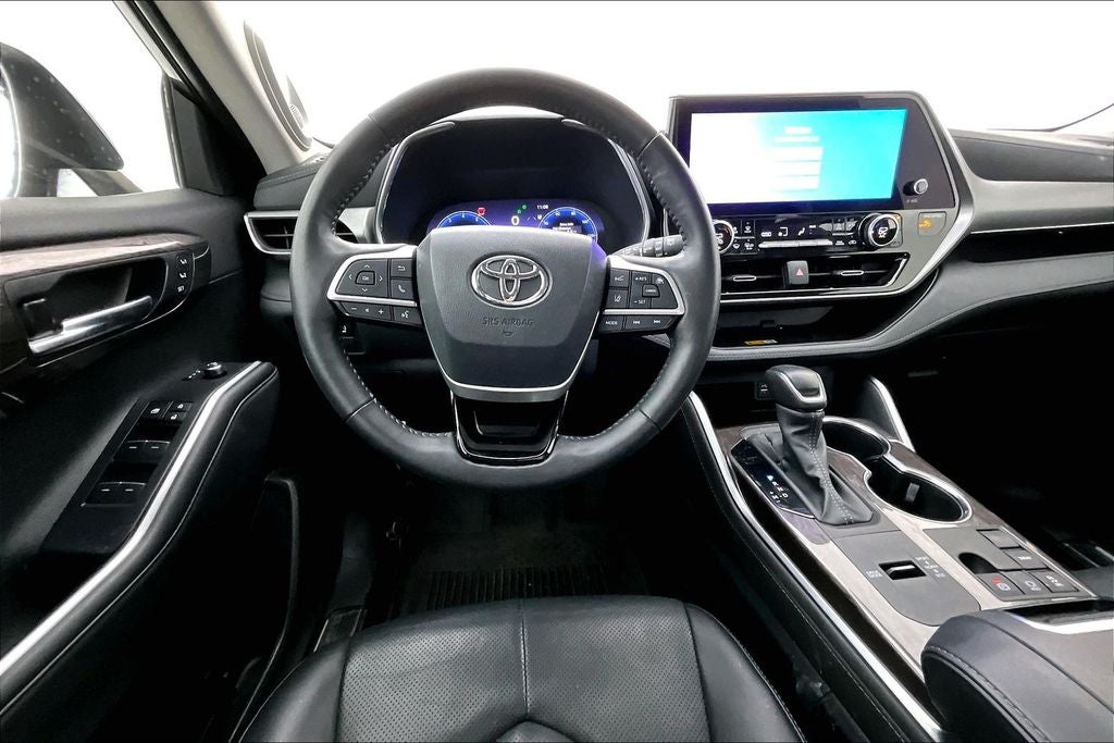 2024 Toyota Highlander Platinum