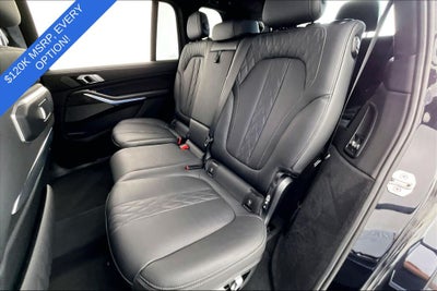 2024 BMW X7 M60i