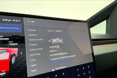2024 Tesla Cybertruck Base