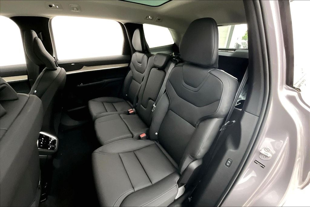 2026 Volvo EX90 Twin Motor Performance Plus 7-Seater