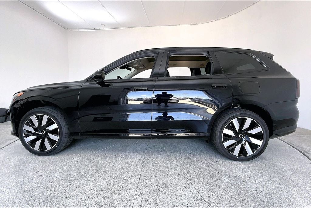 2026 Volvo EX90 Twin Motor Performance Ultra 7-Seater