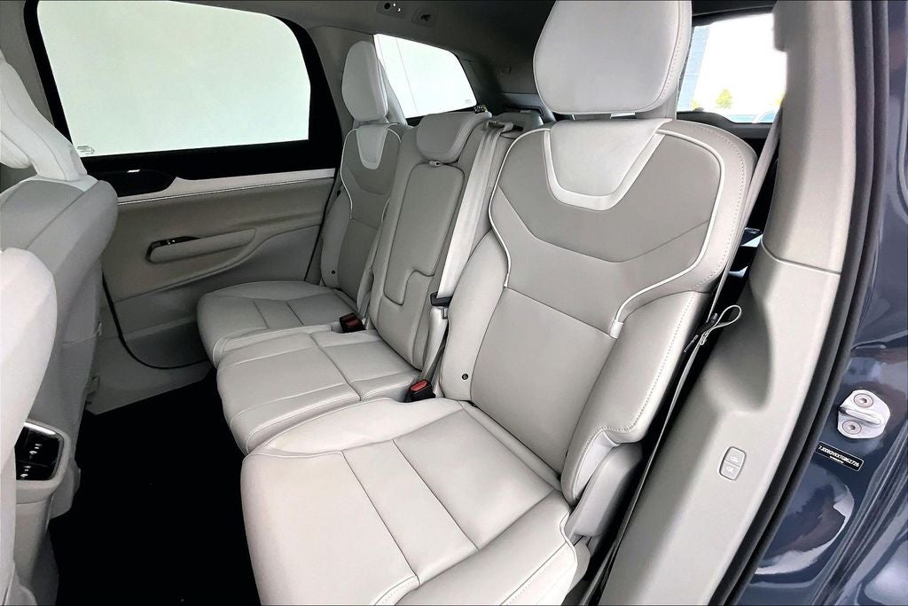 2026 Volvo EX90 Twin Motor Plus 7-Seater