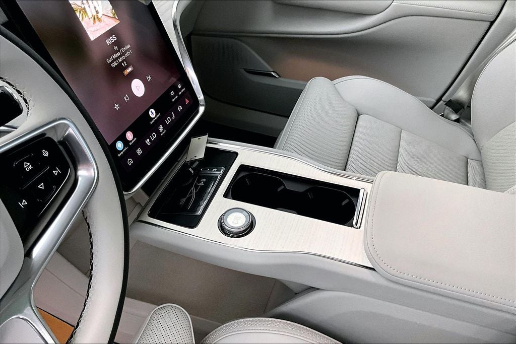 2026 Volvo EX90 Twin Motor Plus 7-Seater