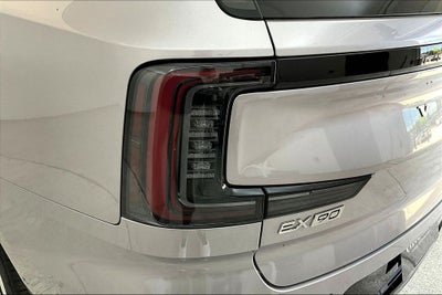 2026 Volvo EX90 Plus
