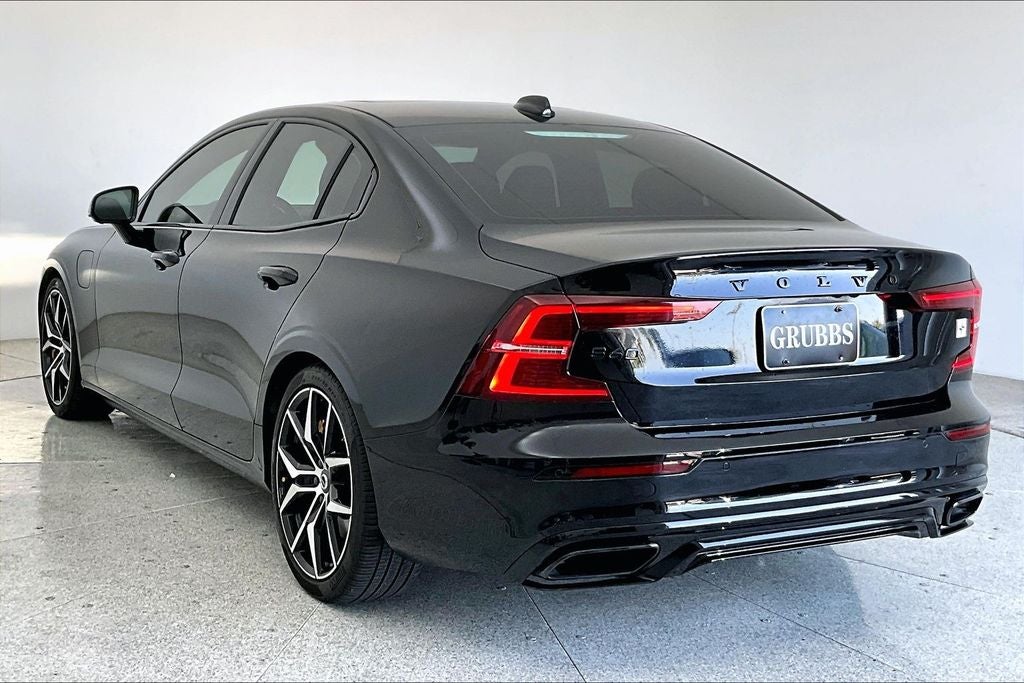 2019 Volvo S60 Hybrid T8 R-Design