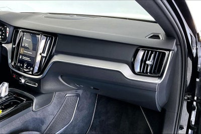 2019 Volvo S60 Hybrid T8 R-Design