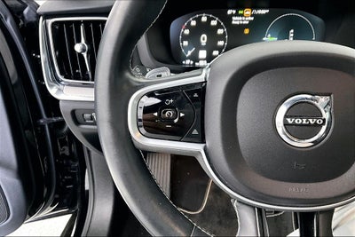 2019 Volvo S60 Hybrid T8 R-Design