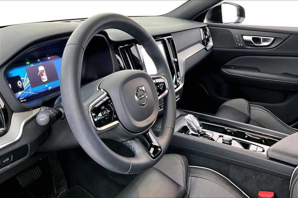 2024 Volvo S60 B5 Plus Black Edition