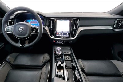 2024 Volvo S60 B5 Plus Black Edition