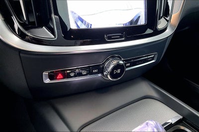 2024 Volvo S60 B5 Plus Black Edition
