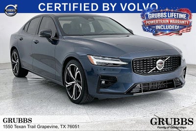 2024 Volvo S60 B5 Core Dark Theme