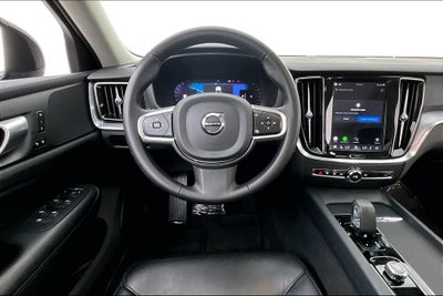 2024 Volvo S60 B5 Core Dark Theme