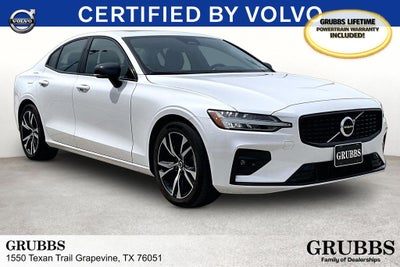 2024 Volvo S60 B5 Core Dark Theme