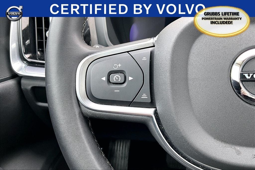 2024 Volvo S60 B5 Core Dark Theme