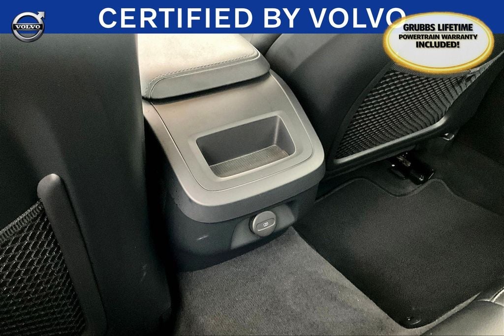 2024 Volvo S60 B5 Core Dark Theme