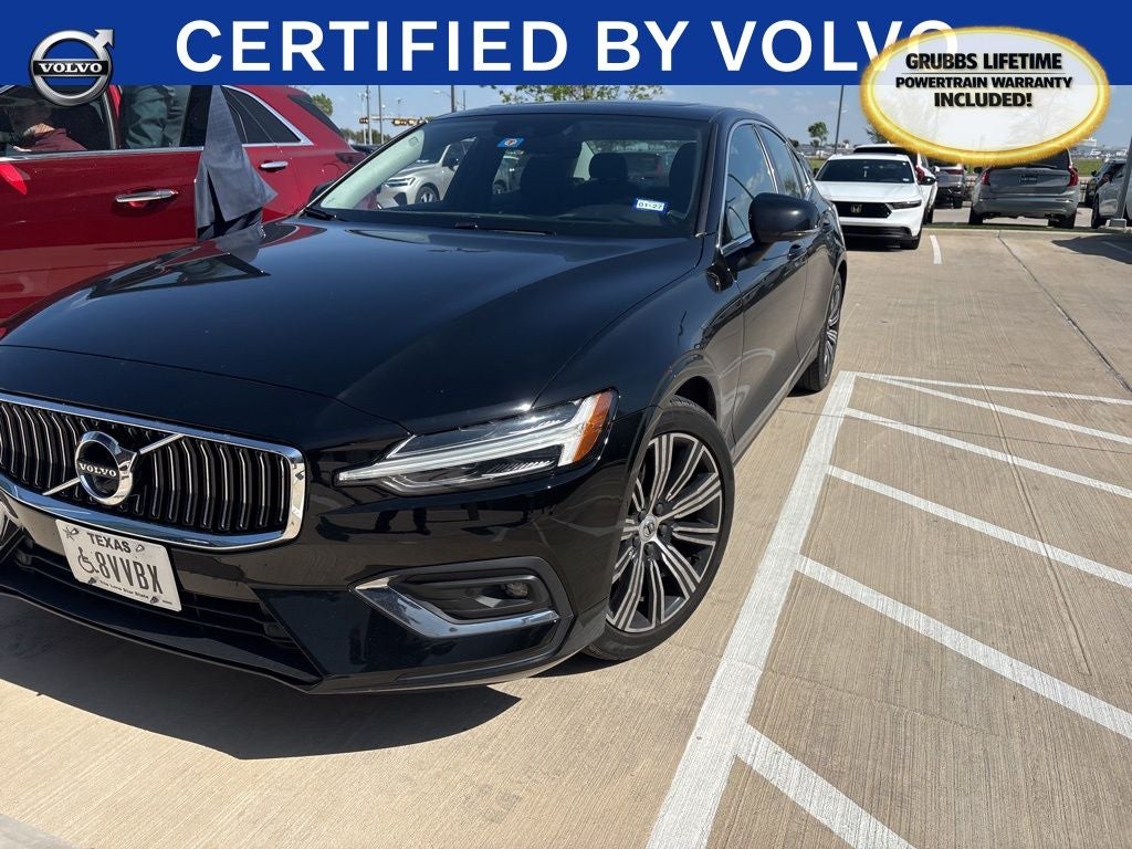 2022 Volvo S60 B5 Inscription