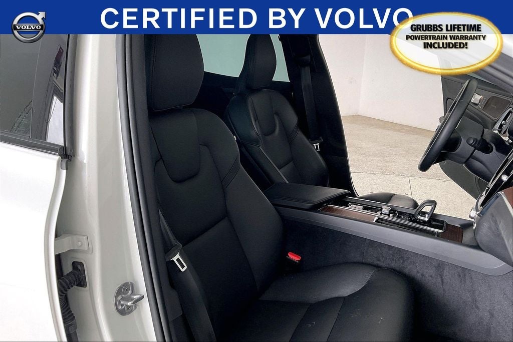 2023 Volvo S60 B5 Plus Black Edition