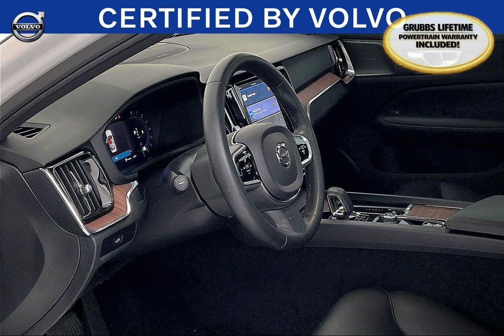 2023 Volvo S60 B5 Plus Black Edition