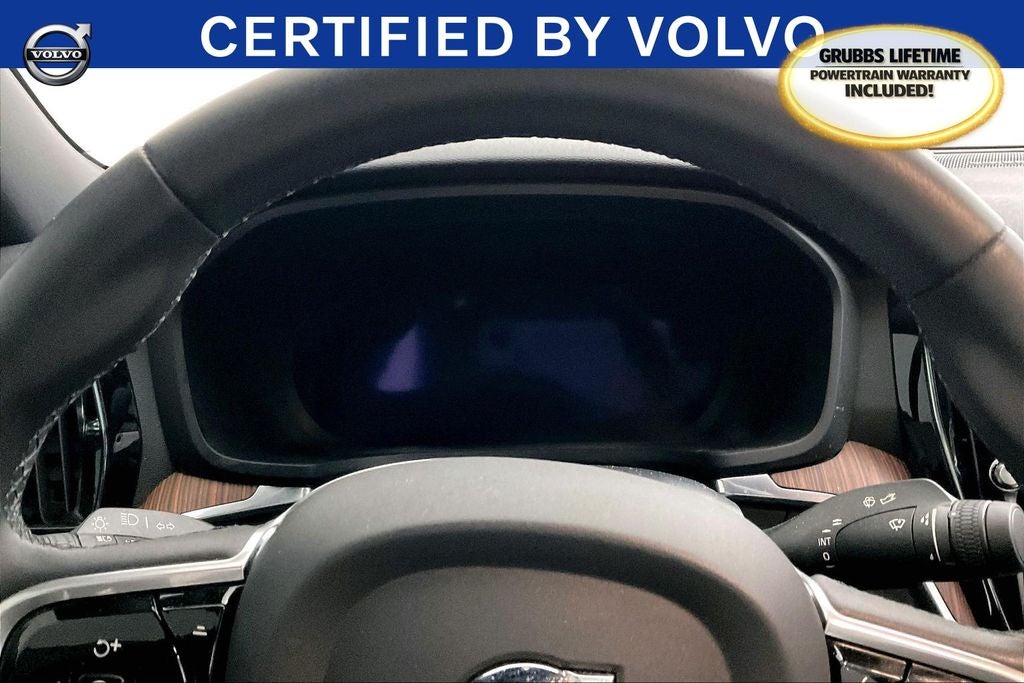 2023 Volvo S60 B5 Plus Black Edition