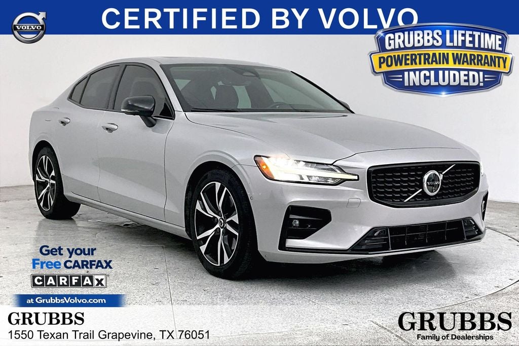 2024 Volvo S60 B5 Plus Dark Theme