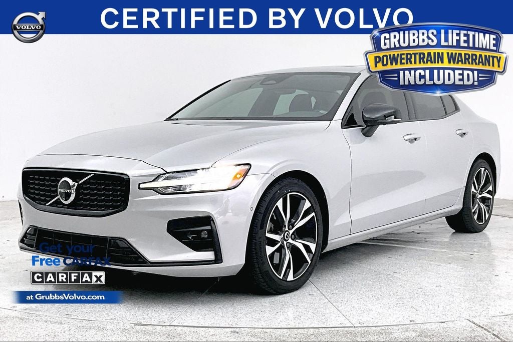 2024 Volvo S60 B5 Plus Dark Theme