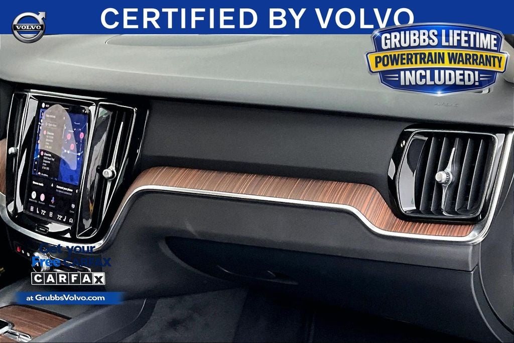 2024 Volvo S60 B5 Plus Dark Theme