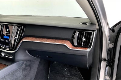 2024 Volvo S60 B5 Plus Dark Theme