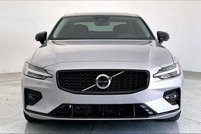 2024 Volvo S60 B5 Plus Dark Theme
