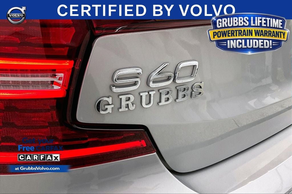 2024 Volvo S60 B5 Plus Dark Theme