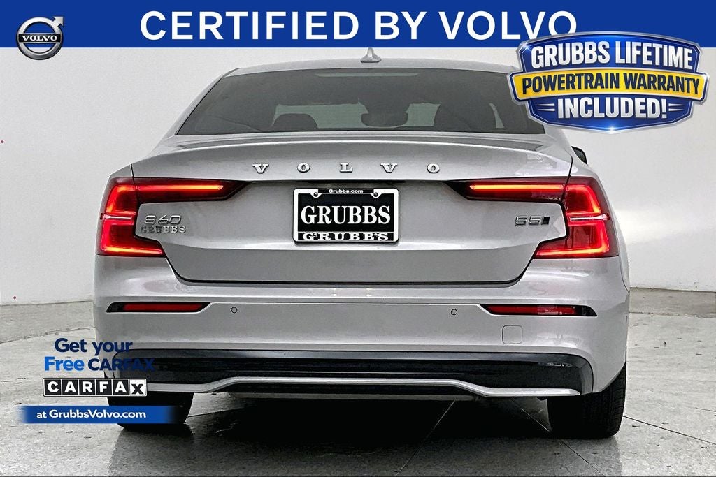 2024 Volvo S60 B5 Plus Dark Theme