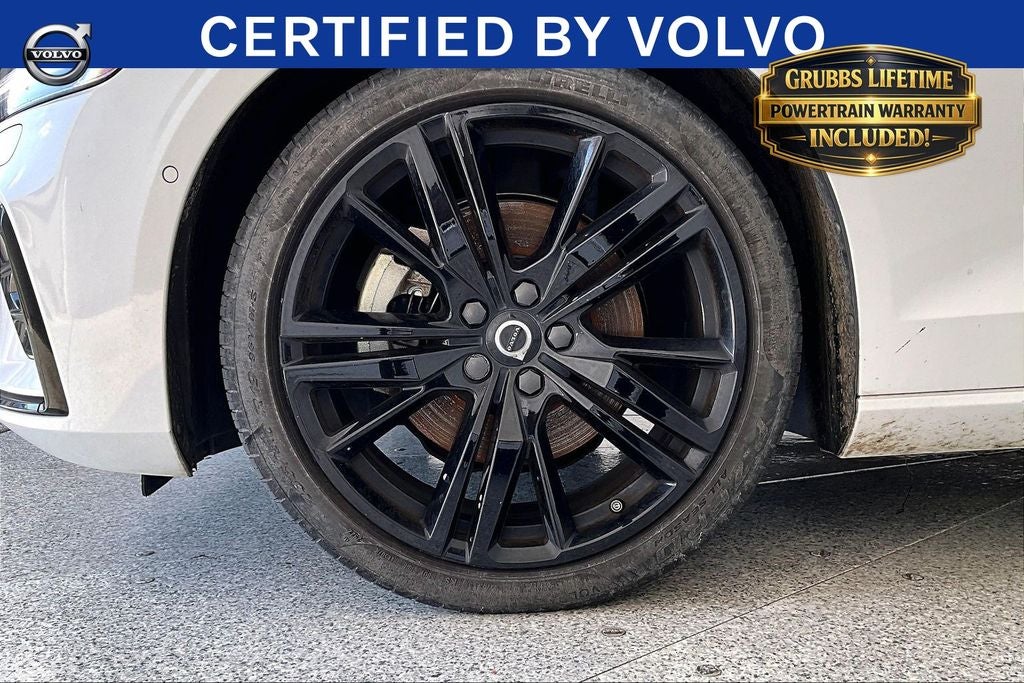 2023 Volvo S60 B5 Plus Black Edition