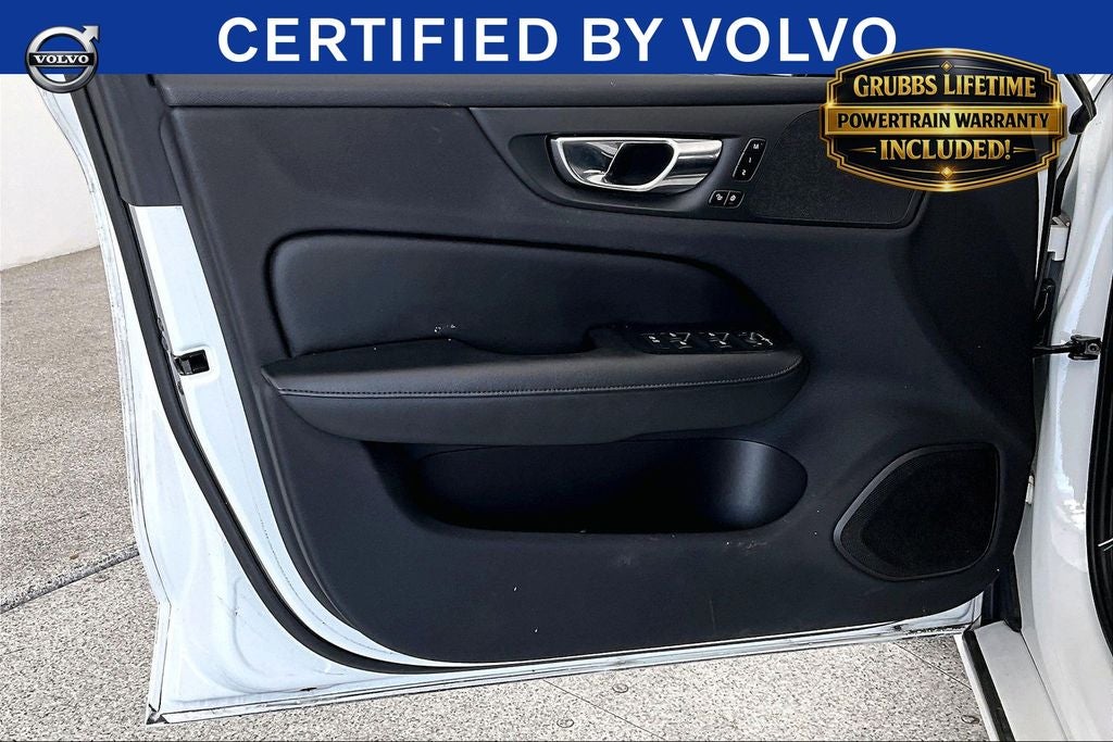 2023 Volvo S60 B5 Plus Black Edition