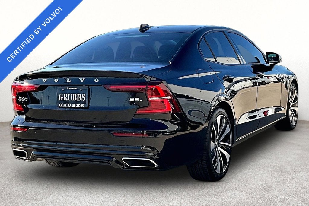 2022 Volvo S60 B5 Momentum