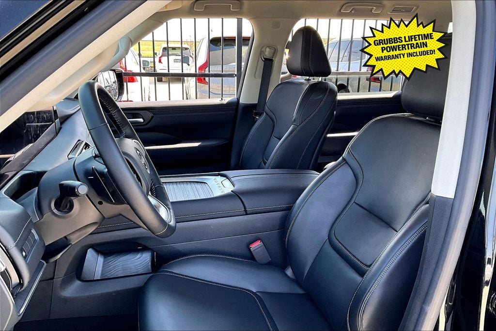 2025 Nissan Armada SV