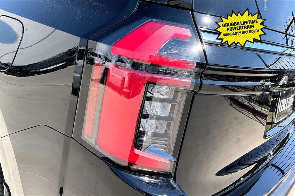 2025 Nissan Armada SV