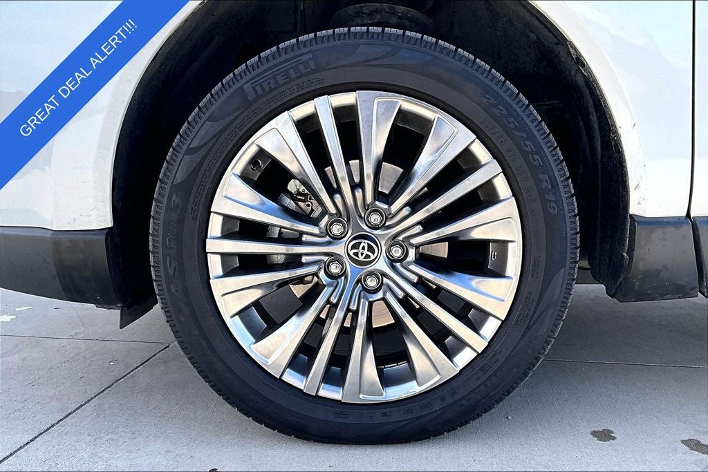 2024 Toyota Venza XLE