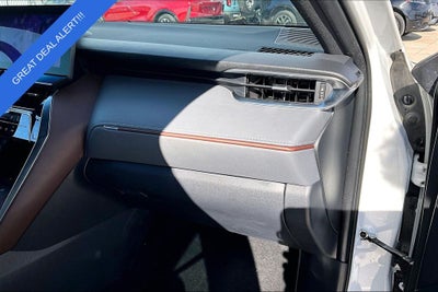 2024 Toyota Venza XLE