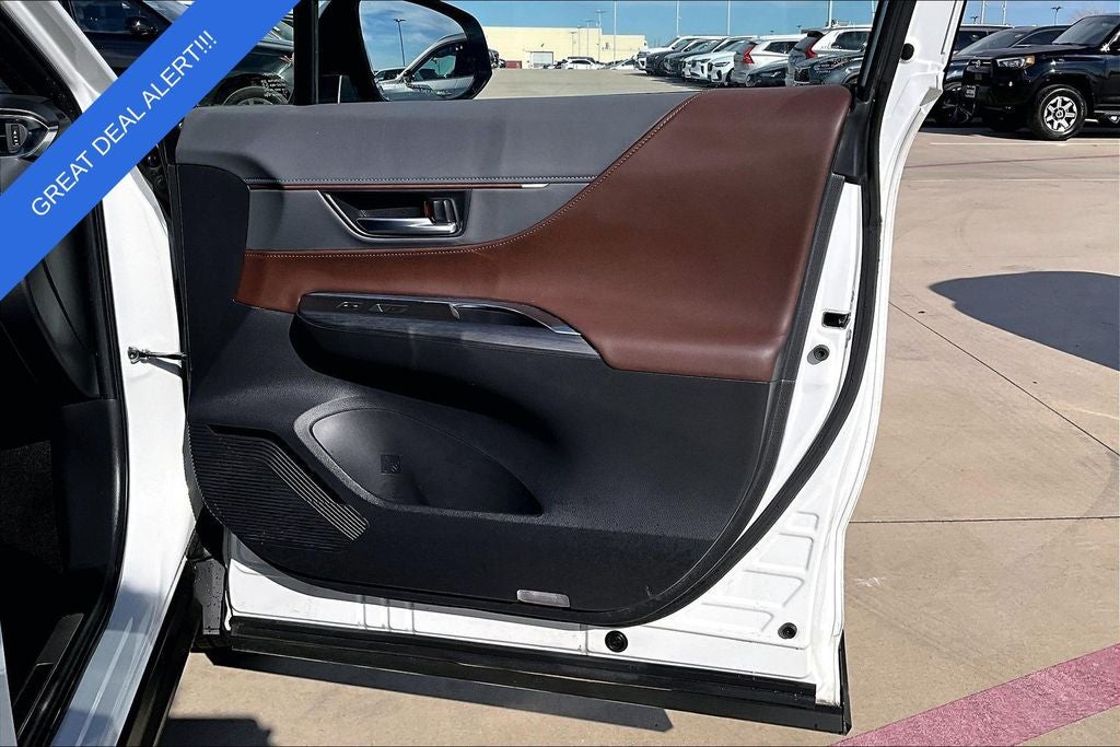 2024 Toyota Venza XLE