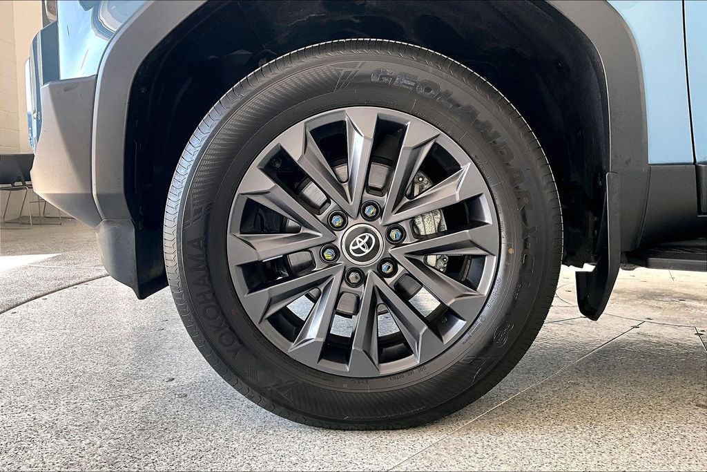 2026 Toyota Land Cruiser Base