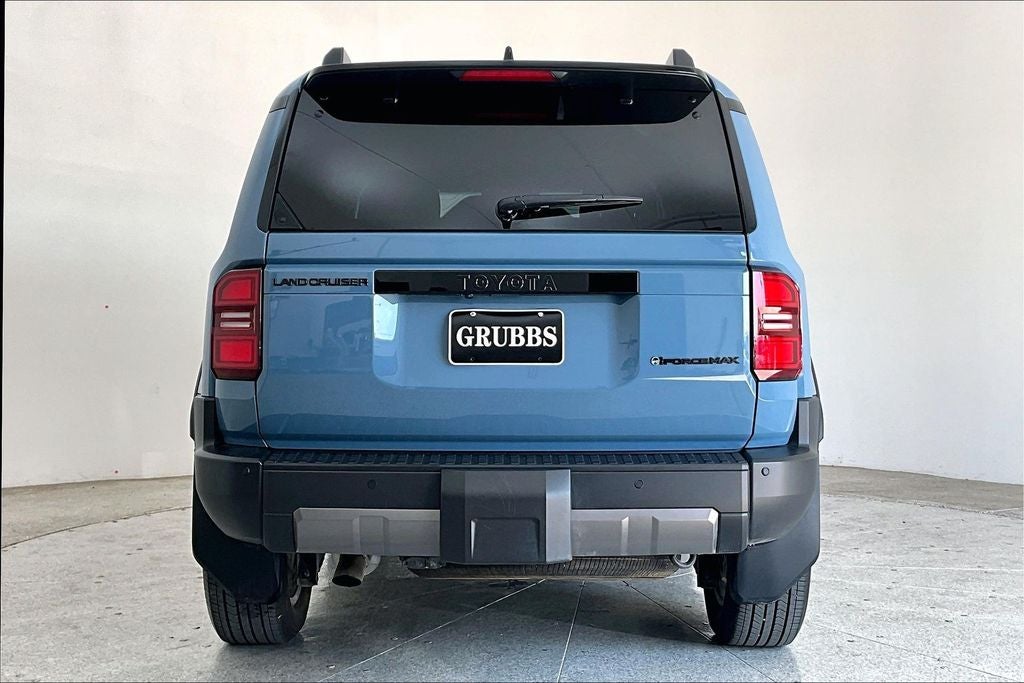 2026 Toyota Land Cruiser Base