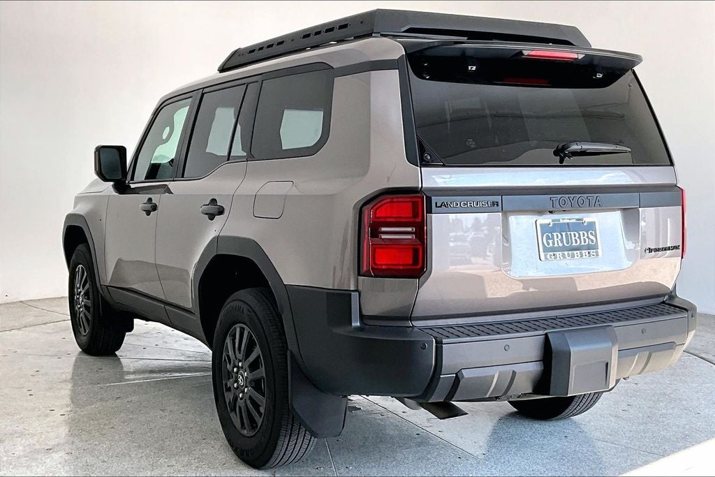 2026 Toyota Land Cruiser Base
