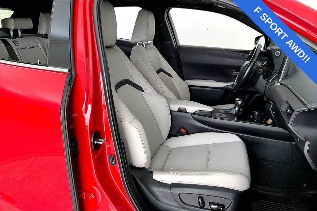 2023 Lexus UX 250h F SPORT Design