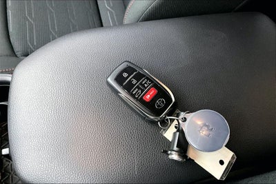 2025 Toyota RAV4 Plug-In Hybrid SE