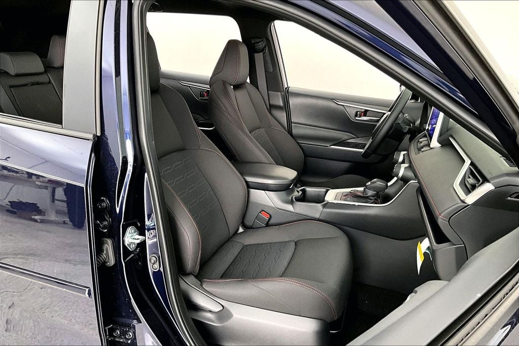2025 Toyota RAV4 Plug-In Hybrid SE