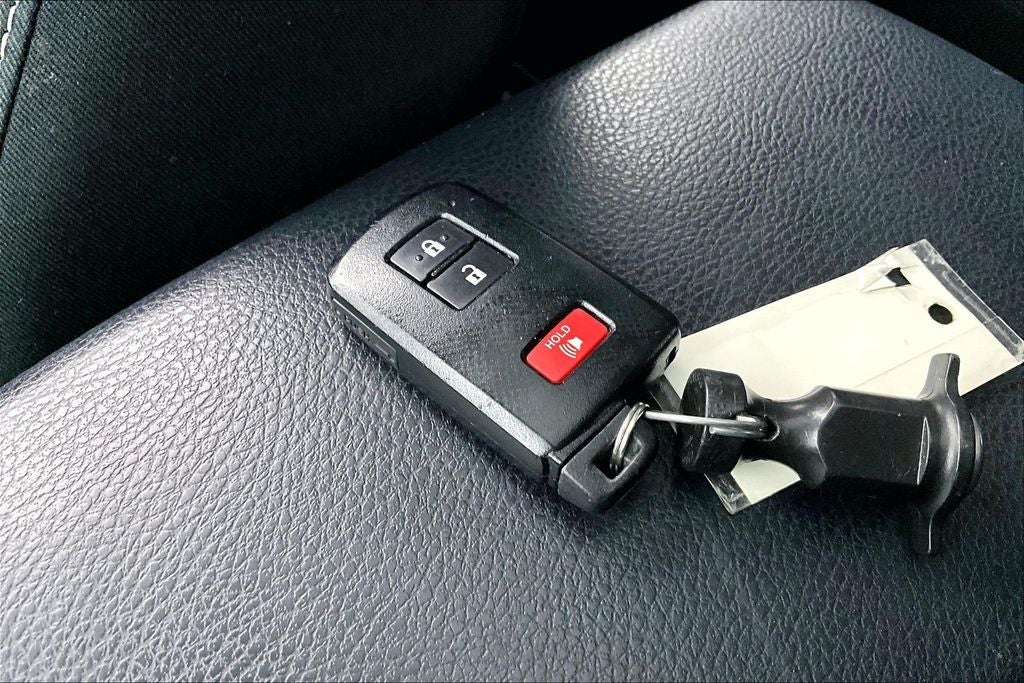 2017 Toyota RAV4 Hybrid XLE