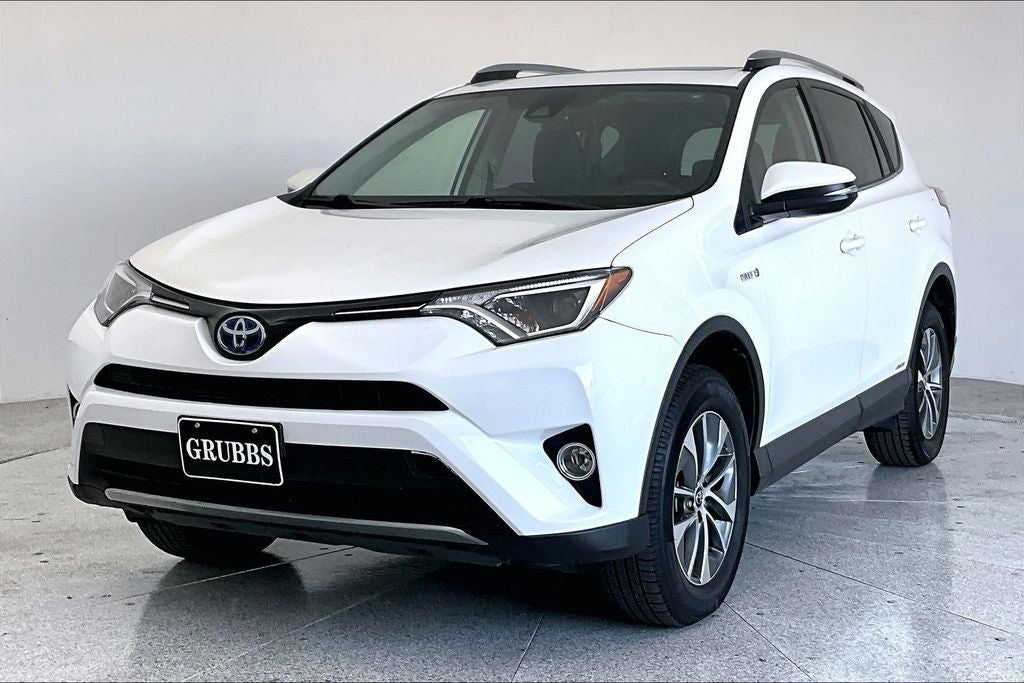 2017 Toyota RAV4 Hybrid XLE
