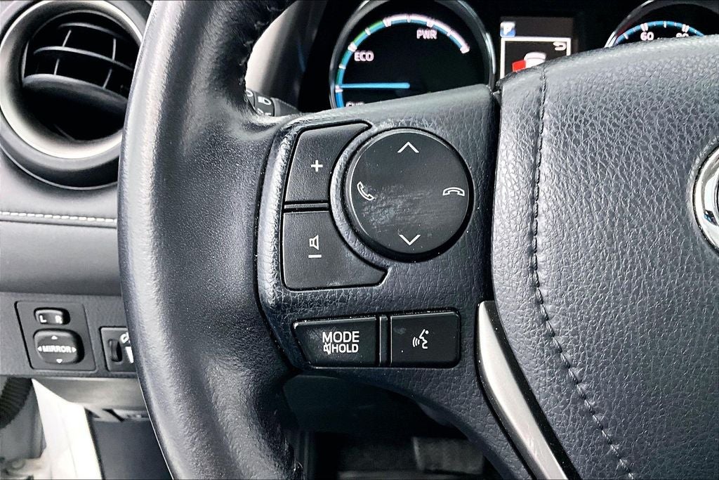 2017 Toyota RAV4 Hybrid XLE