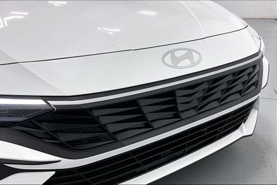 2026 Hyundai Elantra SE