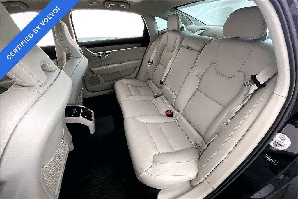 2023 Volvo S90 B6 Plus