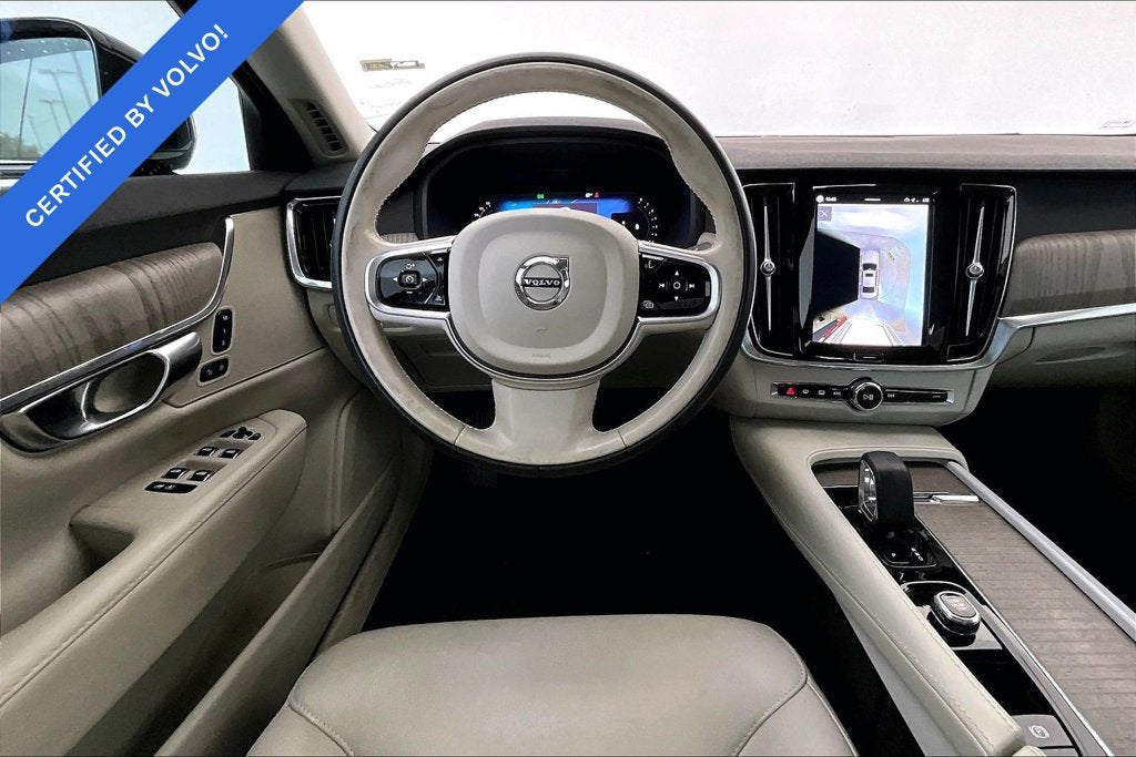 2023 Volvo S90 B6 Plus
